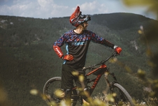 Rukavice Force MTB SWIPE letní, červené