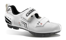 AKCE! Tretry GAERNE Kona MTB white, vel. 45